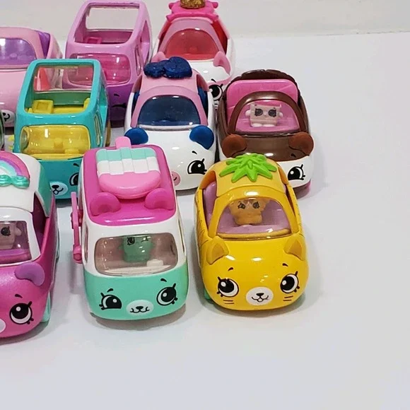 Shopkins Cutie Car 20 Assorted Diecast Cars Buses & 9 Mini Figures Collection - Picture 2 of 9